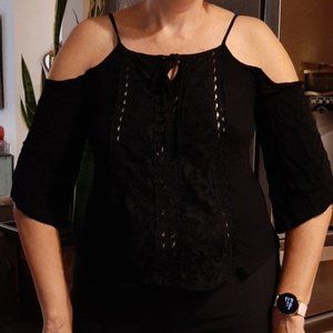 Xhilaration lace crochet  Peekaboo shoulder top